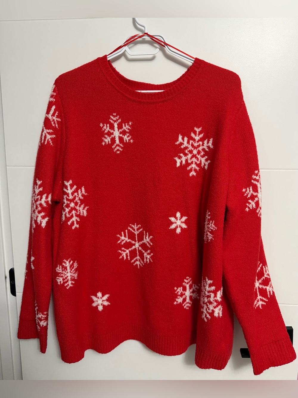 Cupcakes & Cashmere: Women’s Sweater (ptp approx 24.5in) Size 2X